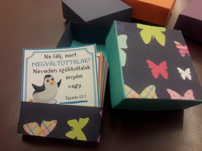 Kézműves igekártyás doboz gyerekeknek pillangós (Doboz)