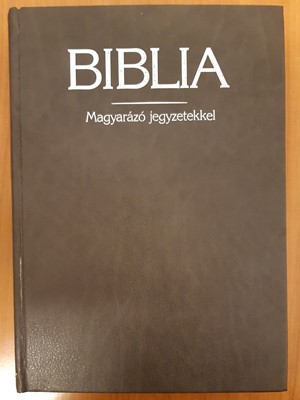 Biblia új fordítás, magyarázó jegyzetekkel