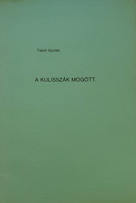 A kulisszák mögött