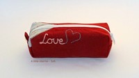 Szövet tolltartó Love bordó (Szövet)