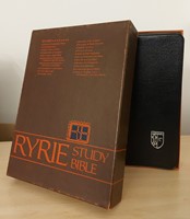 Ryrie Study Bible - King James Version