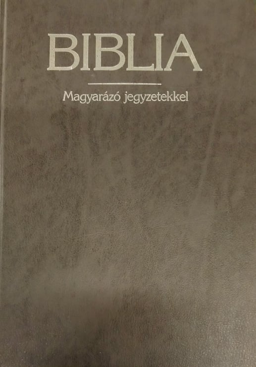 Biblia új fordítás, magyarázó jegyzetekkel