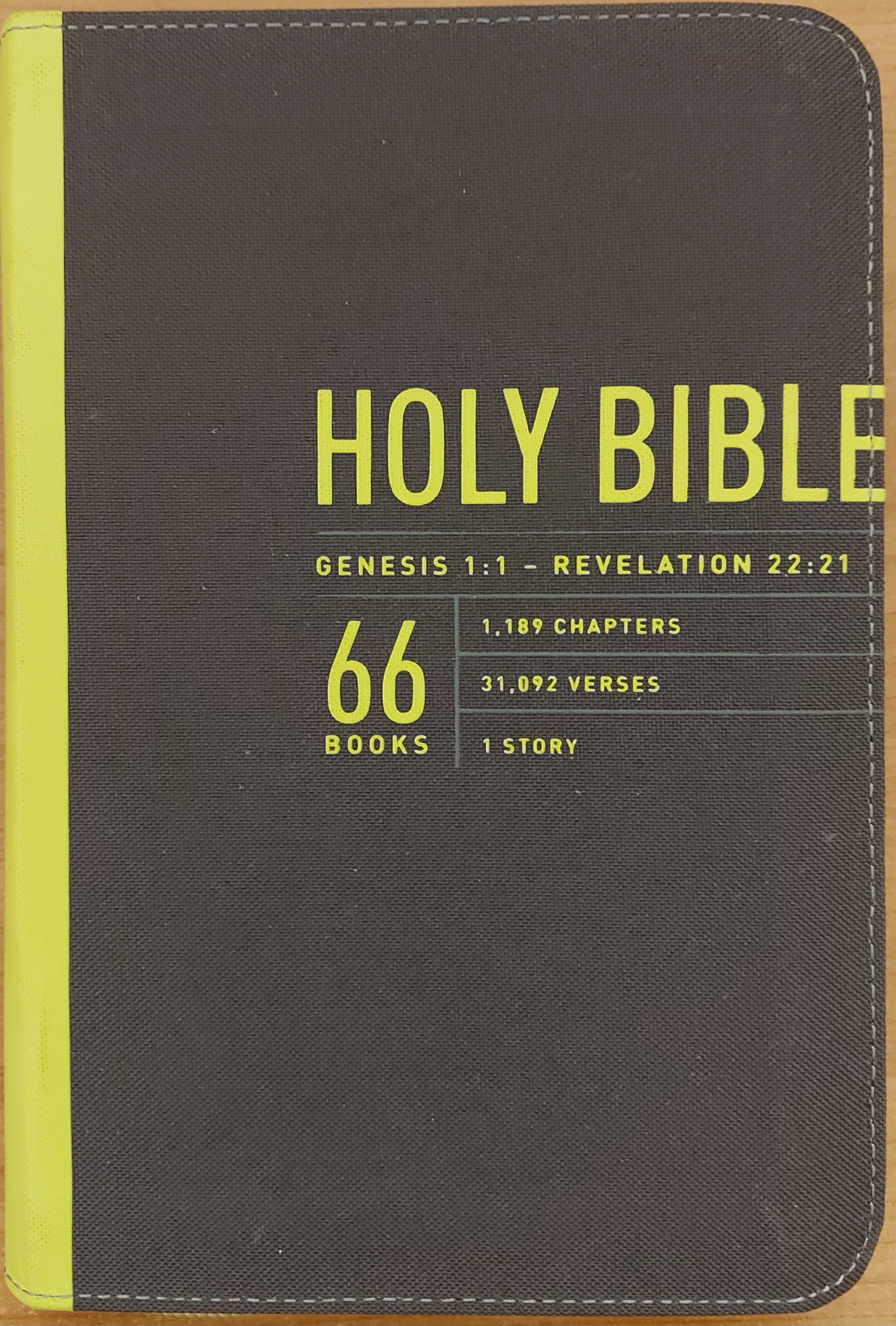 Angol Biblia New Living Translation Zips Bible Yellow Canvas